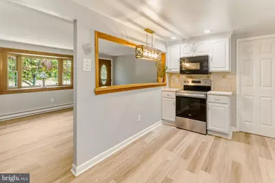 1621 Sunset Avenue, Monroe Township, NJ 08094 - Photo 6