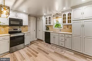 1621 Sunset Ave, Monroe Township, NJ 08094 - Photo 2