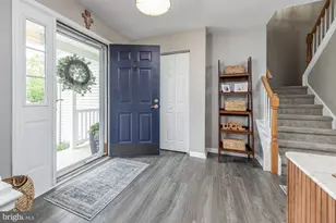 101 Holly Dr, Swedesboro, NJ 08085 - Photo 2