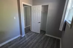 303 Sherwood Dr, Monroe Township, NJ 08094 - Photo 20