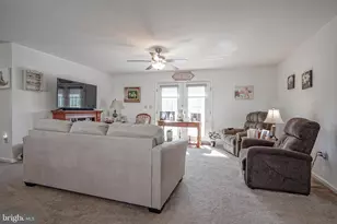2080 Burlington Cir, Monroe Township, NJ 08094 - Photo 14