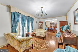 530 Mink Ln, Monroe Township, NJ 08094 - Photo 6