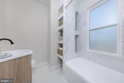 372 W Broad Street, Greenwich Township, NJ 08027 - Photo 14