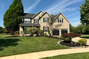 628 Stockton Dr, Monroe Township, NJ 08094 - Photo 2