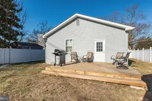 1375 Lesher Ave, West Deptford, NJ 08093 - Photo 2