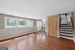 919 Grenville Dr, Blackwood, NJ 08012 - Photo 6