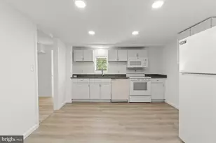328 N Main St, Clayton, NJ 08312 - Photo 8