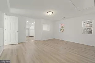 328 N Main St, Clayton, NJ 08312 - Photo 4