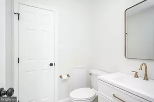 27 Lakebridge Dr, Deptford, NJ 08096 - Photo 16