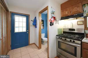 321 New Jersey Ave, National Park, NJ 08063 - Photo 8