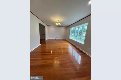 27 Hyannis Avenue, Blackwood, NJ 08012 - Photo 4