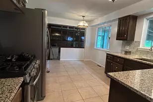 27 Hyannis Ave, Blackwood, NJ 08012 - Photo 8