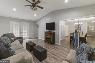 8 Mauriello Ct, Franklin Township, NJ 08322 - Photo 8