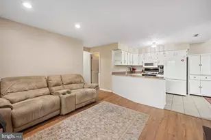 308 Lake Side Dr, Swedesboro, NJ 08085 - Photo 10