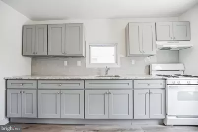128 W Broad Street #UNIT 2, Paulsboro, NJ 08066 - Photo 2