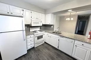 560 Shetland Ct, Sewell, NJ 08080 - Photo 4