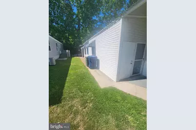 225 Maryland Ave, Monroe Township, NJ 08094 - Photo 4