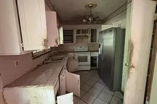725 Central Ave, Franklin Township, NJ 08322 - Photo 4