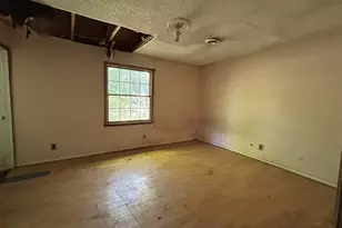 725 Central Ave, Franklin Township, NJ 08322 - Photo 6