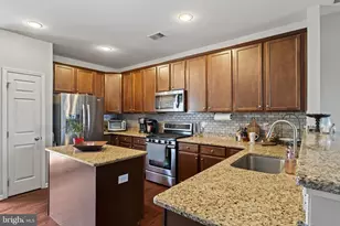 423 Wistar Pl, Glassboro, NJ 08028 - Photo 8