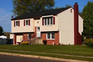 127 Karen Ct, Harrison Township, NJ 08062 - Photo 1