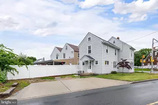 698 Main St, Mantua, NJ 08051 - Photo 4
