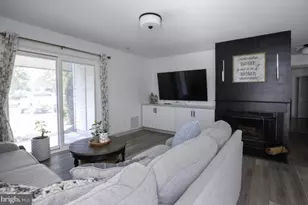 407 Atlanta Court, Sewell, NJ 08080 - Photo 4