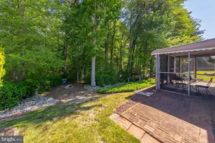 333 Trinidad Blvd, Monroe Township, NJ 08094 - Photo 16