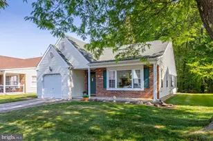 333 Trinidad Blvd, Monroe Township, NJ 08094 - Photo 2