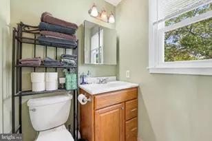 6 Freedom Pl, Sewell, NJ 08080 - Photo 18