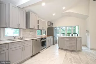 1404 8th Ave, Monroe Township, NJ 08094 - Photo 12