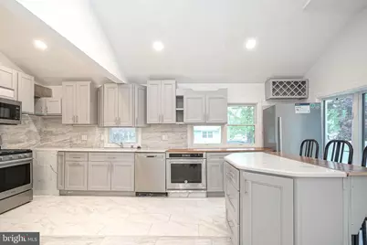 1404 8th Avenue, Monroe Township, NJ 08094 - Photo 10