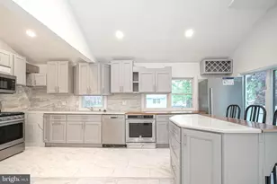 1404 8th Ave, Monroe Township, NJ 08094 - Photo 10