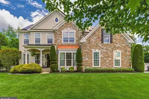 312 Bon Air Dr, Monroe Township, NJ 08094 - Photo 1
