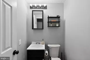 193 Logan St, Woodbury, NJ 08096 - Photo 12