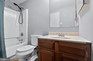 193 Logan St, Woodbury, NJ 08096 - Photo 10