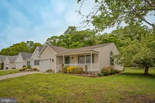 173 Trellis Ln, Sewell, NJ 08080 - Photo 2