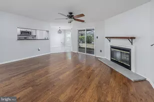 306 Georgia Ct, Sewell, NJ 08080 - Photo 2