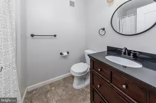306 Georgia Ct, Sewell, NJ 08080 - Photo 10