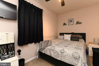 322 W Washington Street, Paulsboro, NJ 08066 - Photo 16