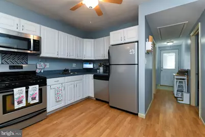 322 W Washington Street, Paulsboro, NJ 08066 - Photo 14