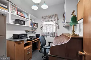 6 Ferro, Sewell, NJ 08080 - Photo 22