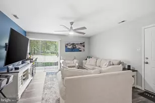 134 Alpha Ct, Blackwood, NJ 08012 - Photo 4