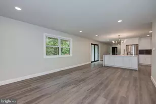 2429 Sunnyhill Ave, Monroe Township, NJ 08094 - Photo 16