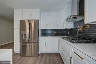 2429 Sunnyhill Ave, Monroe Township, NJ 08094 - Photo 10