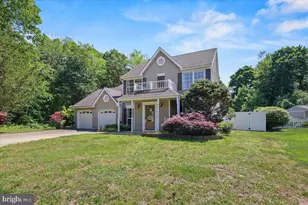 207 Dickens Ct, Monroe Township, NJ 08094 - Photo 2