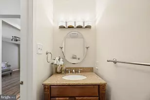 207 Dickens Ct, Monroe Township, NJ 08094 - Photo 16