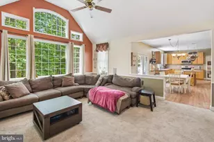 15 Hollybrook Rd, Harrison Township, NJ 08062 - Photo 4