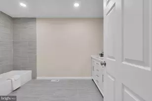 135 Nathan Hale, Deptford, NJ 08096 - Photo 46