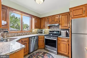 113 Howard Dr, Monroe Township, NJ 08094 - Photo 8
